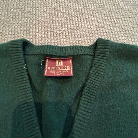Classic sleeveless vest - Picture 3 of 4